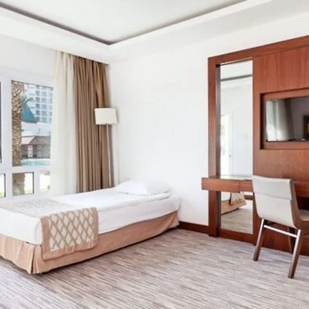 Salamis Bay Conti & Casino 5*