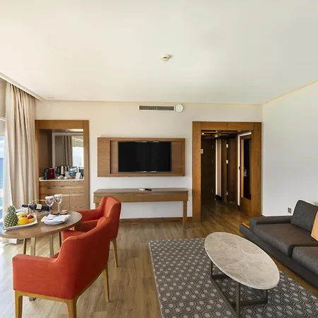 Salamis Bay Conti & Casino فاماغوستا