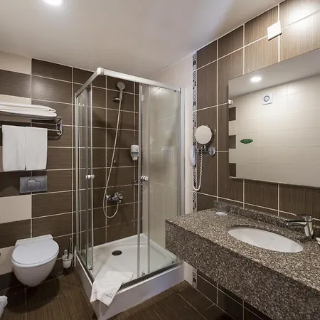 Salamis Bay Conti & Casino Ξενοδοχείο 5*