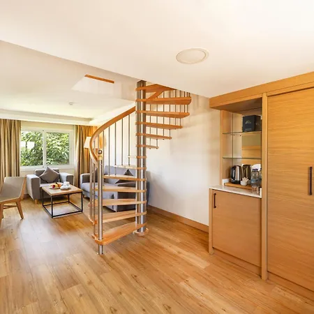 Hotel Salamis Bay Conti & Casino 5*