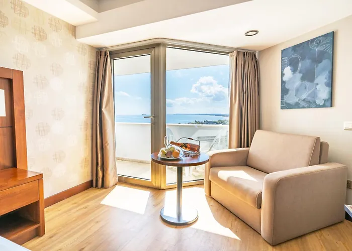 Hotel Salamis Bay Conti & Casino 5*