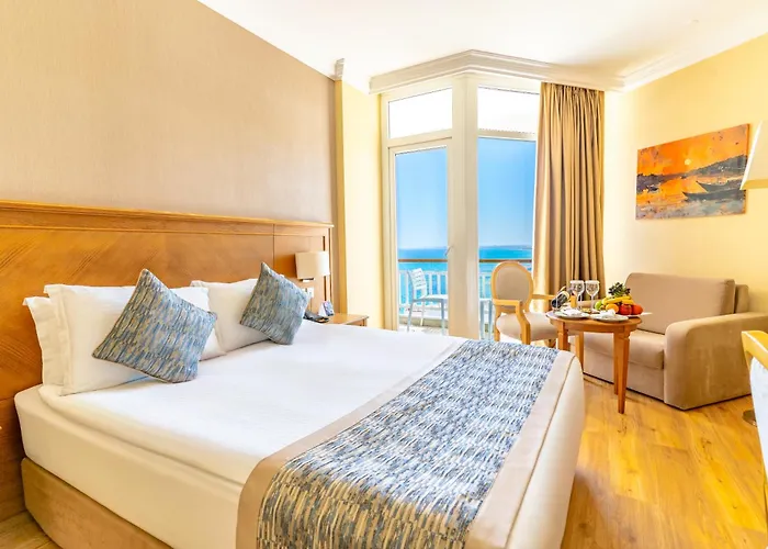 Ξενοδοχείο Salamis Bay Conti & Casino 5*