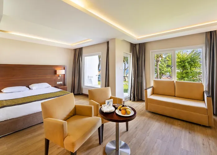 Salamis Bay Conti & Casino 5*