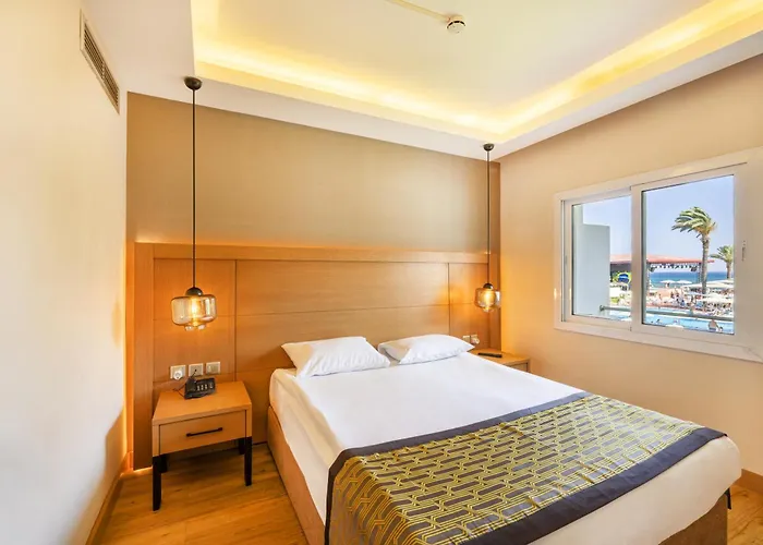 Salamis Bay Conti & Casino 5*